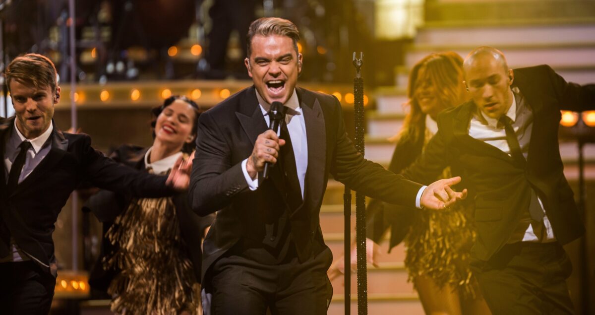 Robbie Williams: Ετοιμάζει ντοκιμαντέρ για τη ζωή και την καριέρα του