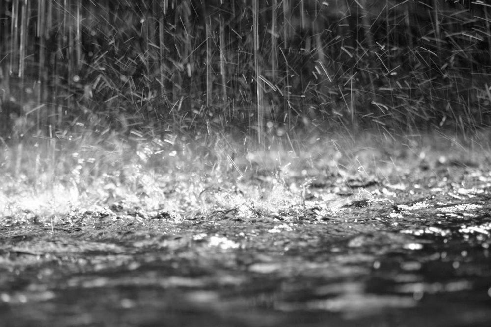Κακοκαιρία: Έκλεισε η Πειραιώς λόγω έντονης βροχόπτωσης