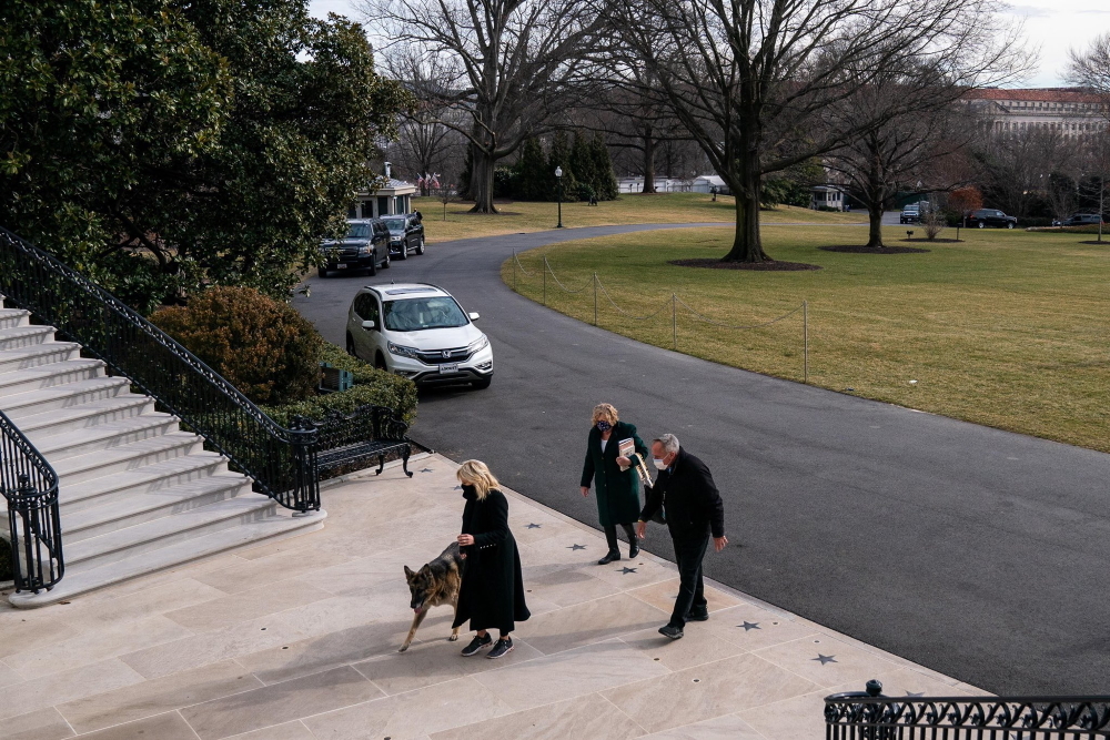 Joe Biden: Οι δύο αγαπημένοι του ποιμενικοί εγκαταστάθηκαν στον Λευκό Οίκο