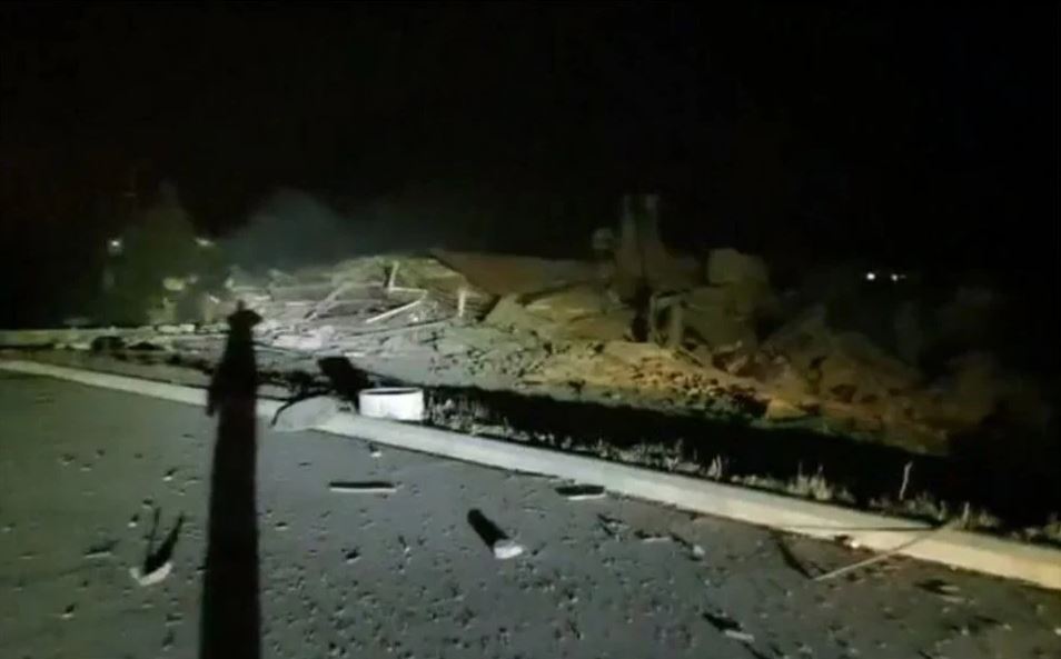 Καστοριά: Εικόνα απόλυτης καταστροφής μετά την έκρηξη που ισοπέδωσε το ξενοδοχείο «Τσάμης»