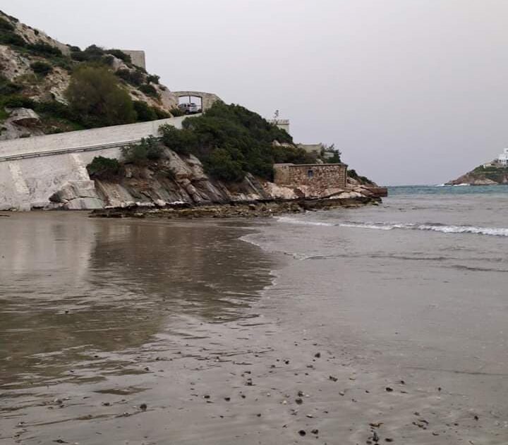 Υποχωρεί η θάλασσα σε περιοχές της Ελλάδας – Ποια είναι η εξήγηση του φαινομένου;