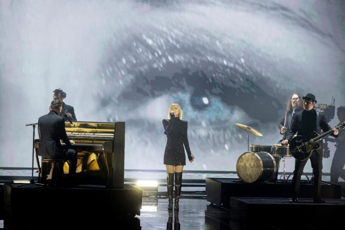 Eurovision 2021: Η επανεμφάνιση των Hooverphonic (που δεν θα φέρουν την άνοιξη για το Βέλγιο)