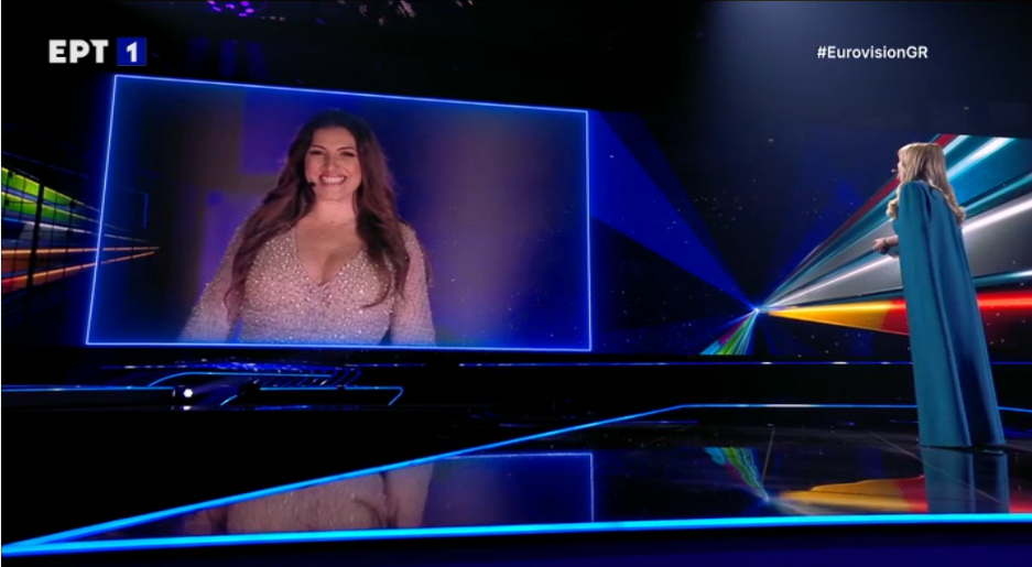 Έλενα Παπαρίζου: Η σύντομη εμφάνισή της σε μία… ταράτσα στον Β’ Ημιτελικό – «Λατρεύω τη Eurovision!»