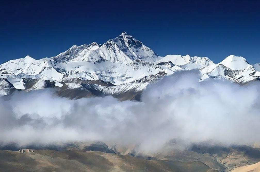 Νεπάλ: Κατέκτησε την κορυφή του Έβερεστ ο πρώτος Κινέζος τυφλός ορειβάτης