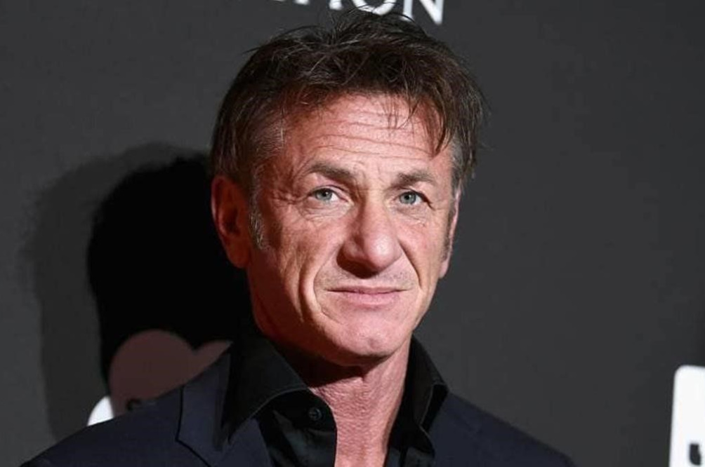 Sean Penn: Κανείς ανεμβολίαστος στα γυρίσματα της σειράς Gaslit – Αυτή είναι η εντολή του