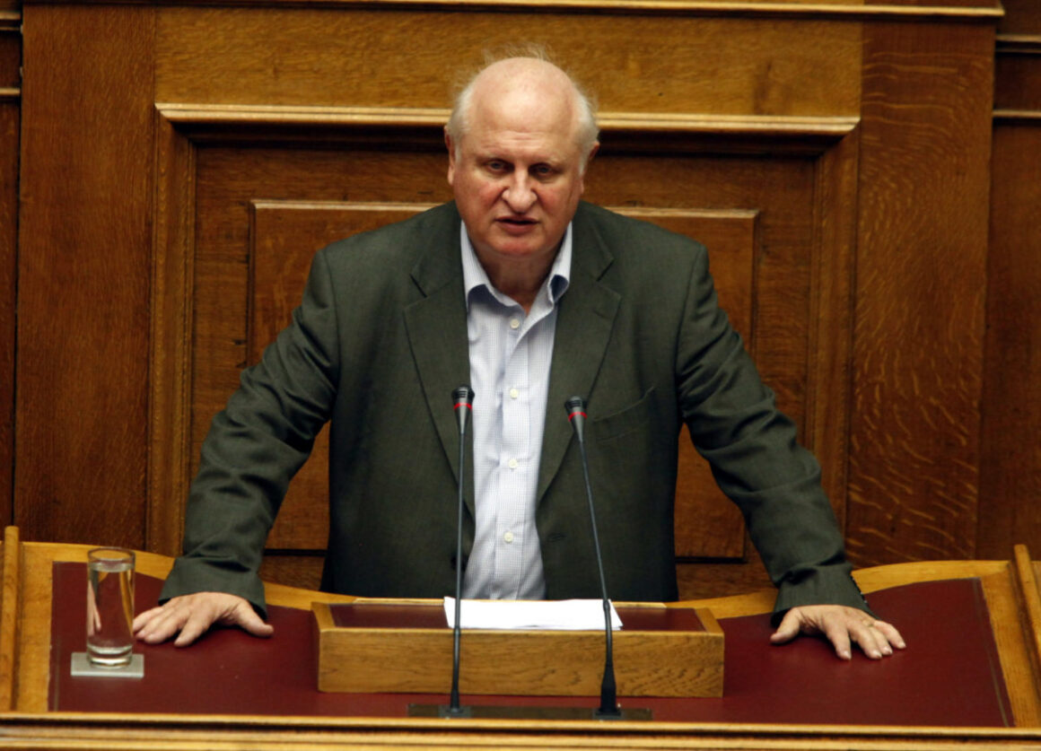 ΚΚΕ: «Έφυγε» ξαφνικά ο πρώην βουλευτής και ιστορικό στέλεχος του κόμματος, Αντώνης Σκυλλάκος