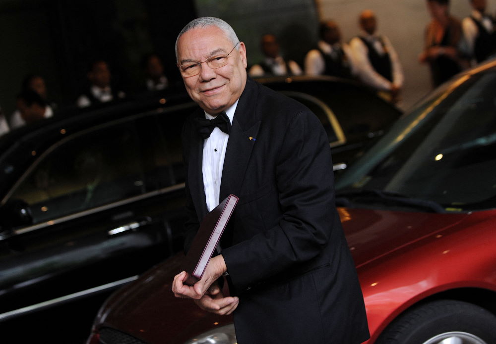 Colin Powell: Υπέκυψε από επιπλοκές του κορονοϊού ο πρώην υπουργός Εξωτερικών των ΗΠΑ