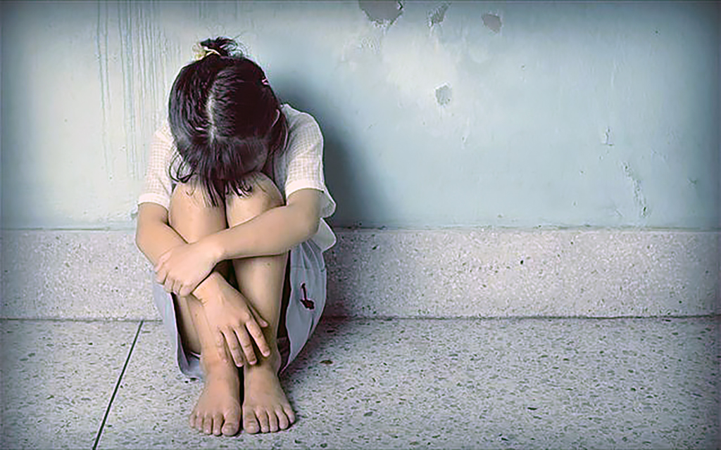 Ρόδος: Σοκάρουν οι εξελίξεις με την κακοποίηση της 8χρονης – Τι είπε η 24χρονη κόρη της γυναίκας που την εκμεταλλεύτηκε για να εκβιάσει τη μητέρα