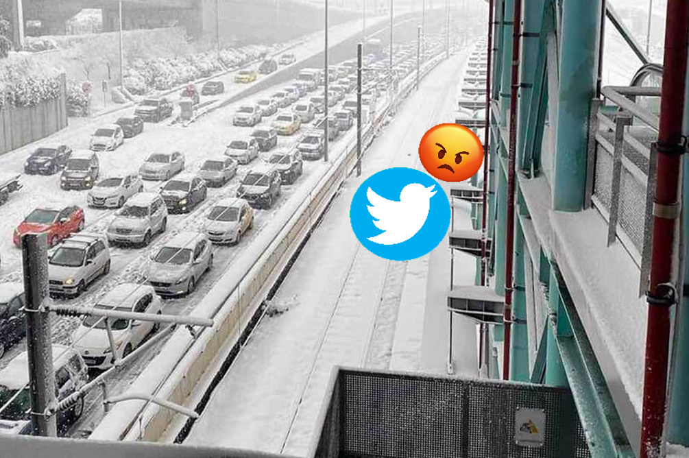 #ΑττικηΟδος: Απόγνωση, οργή και ανελέητο τρολάρισμα στο Twitter για το «βατερλώ» με τους εγκλωβισμένους οδηγούς