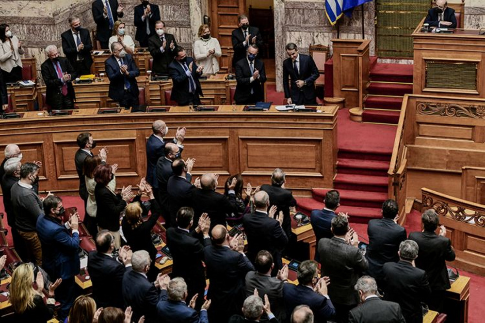 Καταψηφίστηκε με 156 ψήφους η πρόταση μομφής – Σφοδρή αντιπαράθεση Μητσοτάκη – Τσίπρα