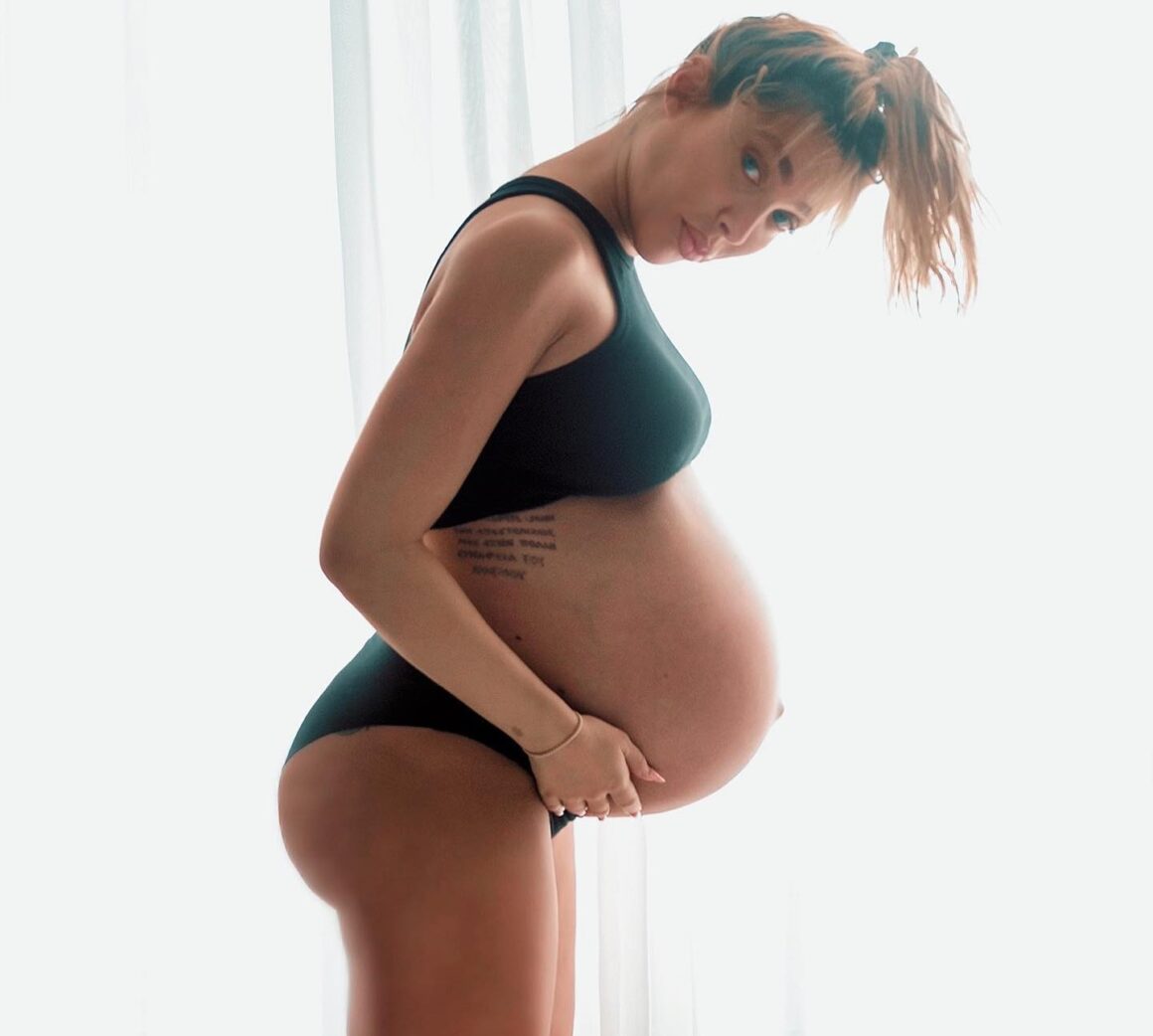 Αμαρυλλίς: Έγινε μαμά και ανέβασε την πρώτη φωτογραφία με το νεογέννητο μωράκι της