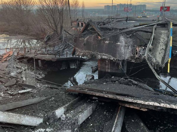 Ουκρανία: Πυραυλικές επιθέσεις σε Κίεβο και Ζαπορίζια – Πληροφορίες για κατάρριψη ρωσικού αεροσκάφους στην πρωτεύουσα