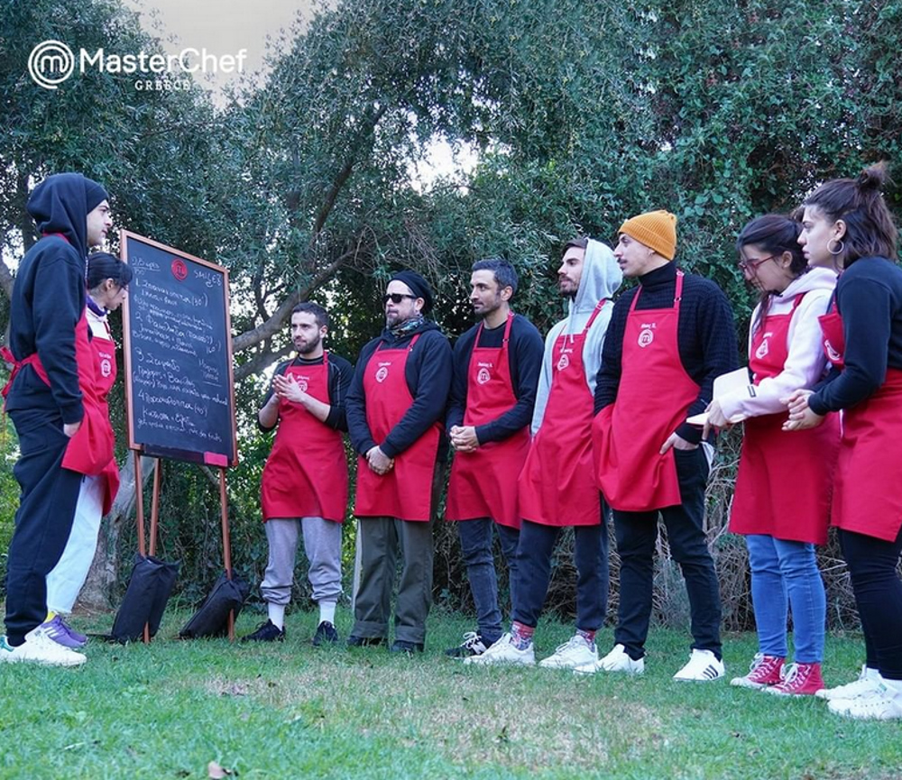 MasterChef: Ομαδική στο ύπαιθρο με Ηλία Μαμαλάκη και κόκκινα χαλιά στο Twitter για τον γευσιγνώστη της καρδιάς τους