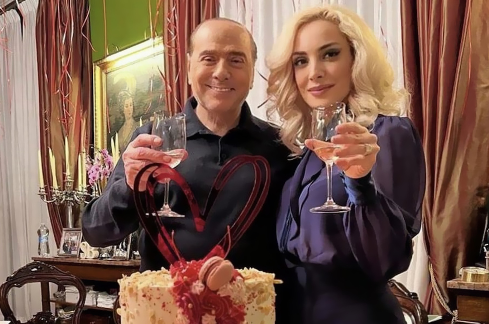 Silvio Berlusconi: Ετοιμάζεται να ντυθεί γαμπρός στο πλευρό της 32χρονης συντρόφου του… αλλά συμβολικά!