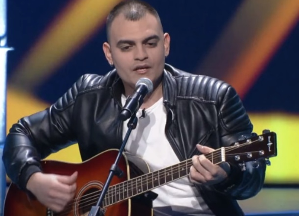 X Factor: Μάγεψε τους κριτές ο Γιώργος Σινόπουλος με τη διασκευή του