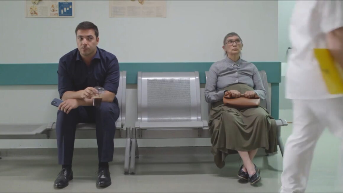 «Σέρρες»: Το τρέιλερ της νέας, συγκινητικής και κωμικής σειράς του Γιώργου Καπουτζίδη με τον αδικοχαμένο Πάνο Νάτση