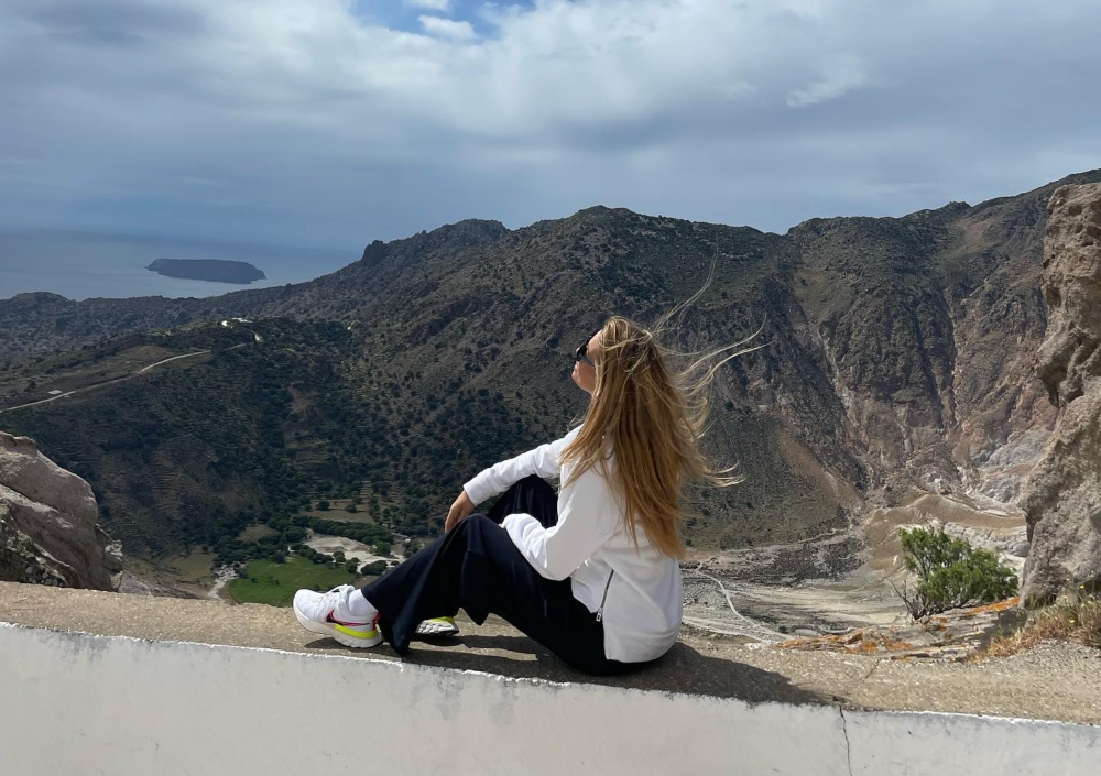 Πασχαλινές διακοπές στην Ελλάδα για τη Μαριέττα Χρουσαλά – Περιοδεύει στα νησιά και βγάζει φωτογραφίες