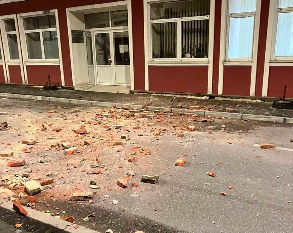 Βοσνία: Ισχυρός σεισμός έπληξε τη χώρα – Μία νεκρή, εκτεταμένες ζημιές
