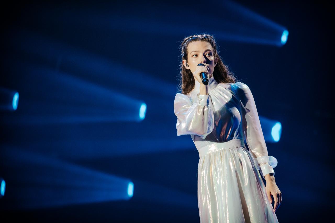 Eurovision 2022: Η προβοκατόρικη ερώτηση που έφερε σε δύσκολη θέση την Αμάντα Γεωργιάδη σε συνέντευξη Τύπου