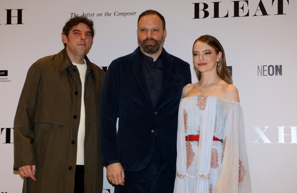 «Βληχή»: Άστραψαν τα φλας στην παγκόσμια πρεμιέρα της νέας ταινίας του Γιώργου Λάνθιμου με την Emma Stone