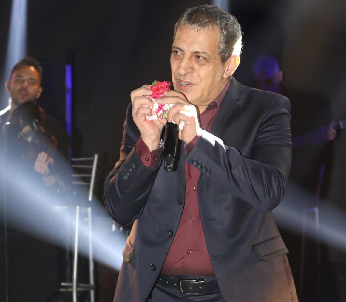 Θέμης Αδαμαντίδης: «Δεν ξέρω τίποτα» – Αλέξης Κούγιας: «Αν ήταν κατηγορούμενος θα είχε συλληφθεί, έχει καμιά 50αριά κουμπαριές»