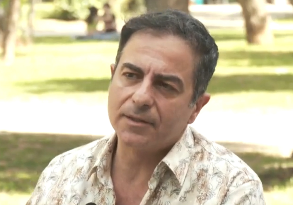 Νεκτάριος Σφυράκης: «Πελάτης μού έβγαλε πιστόλι γιατί δεν είπα ένα τραγούδι που ήθελε»