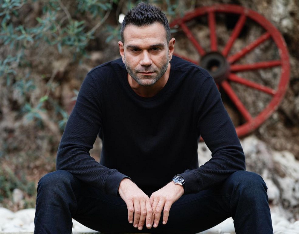 Τάσος Ιορδανίδης στο Znews: «Θα ήθελα να κάνουμε με τη Θάλεια μια τηλεοπτική σειρά»