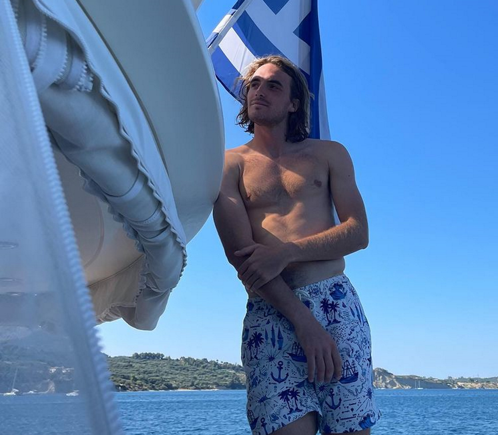 Στέφανος Τσιτσιπάς: Ζει το απόλυτο καλοκαίρι στο Ιόνιο – Τα στιγμιότυπα από το ταξίδι του που μοιράστηκε στο Instagram