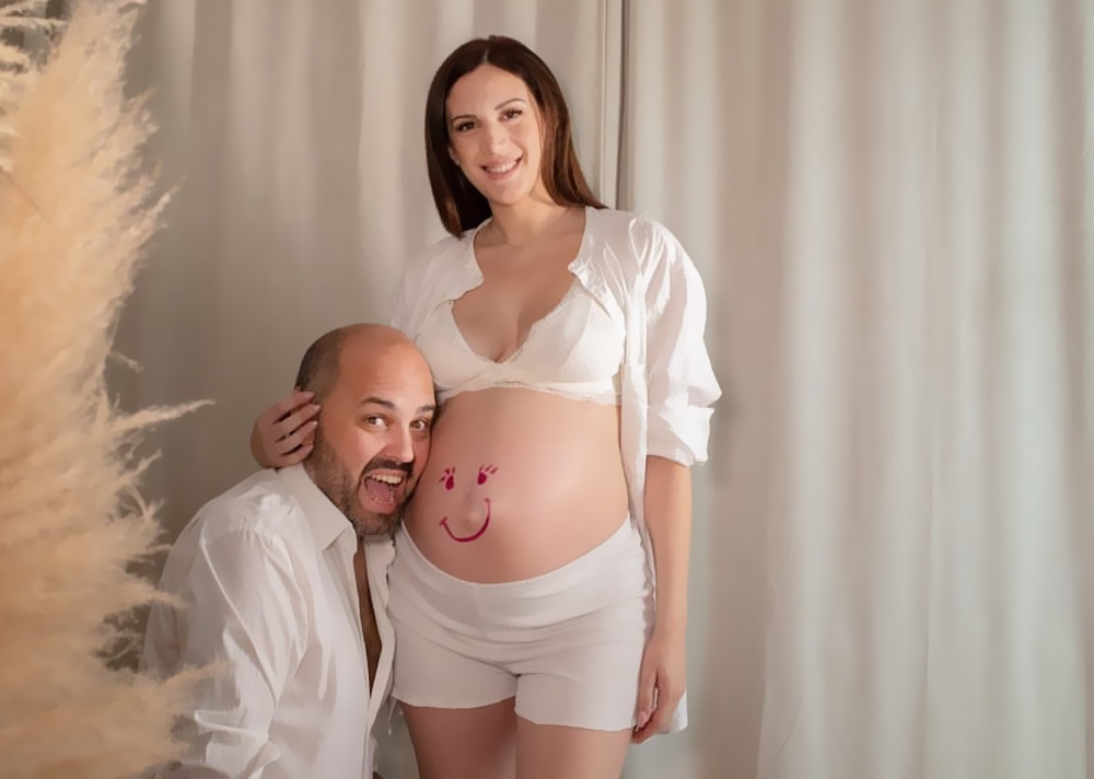 Ο Μάνος Μαγιάτης έγινε μπαμπάς! Η πρώτη ανάρτηση με την νεογέννητη κόρη του μέσα από το μαιευτήριο