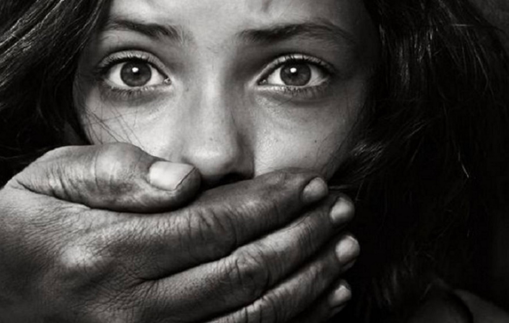 Κολωνός: Οκτώ νέες συλλήψεις για τον βιασμό της 12χρονης