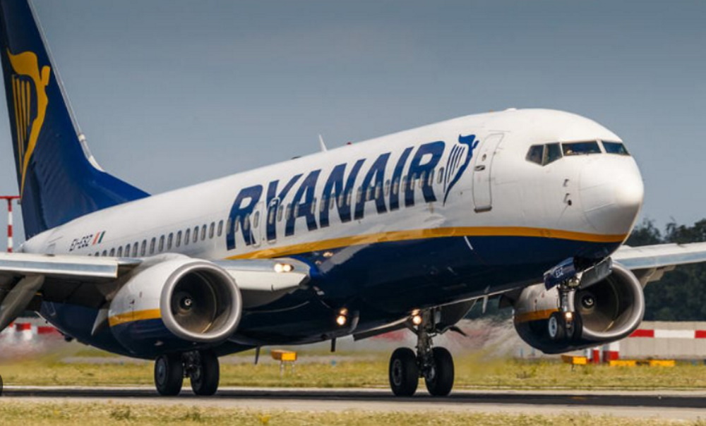 Αεροδρόμιο «Ελευθέριος Βενιζέλος»: Ολοκληρώθηκαν οι έλεγχοι στο αεροπλάνο της Ryanair – Δεν εντοπίστηκε κάτι ύποπτο