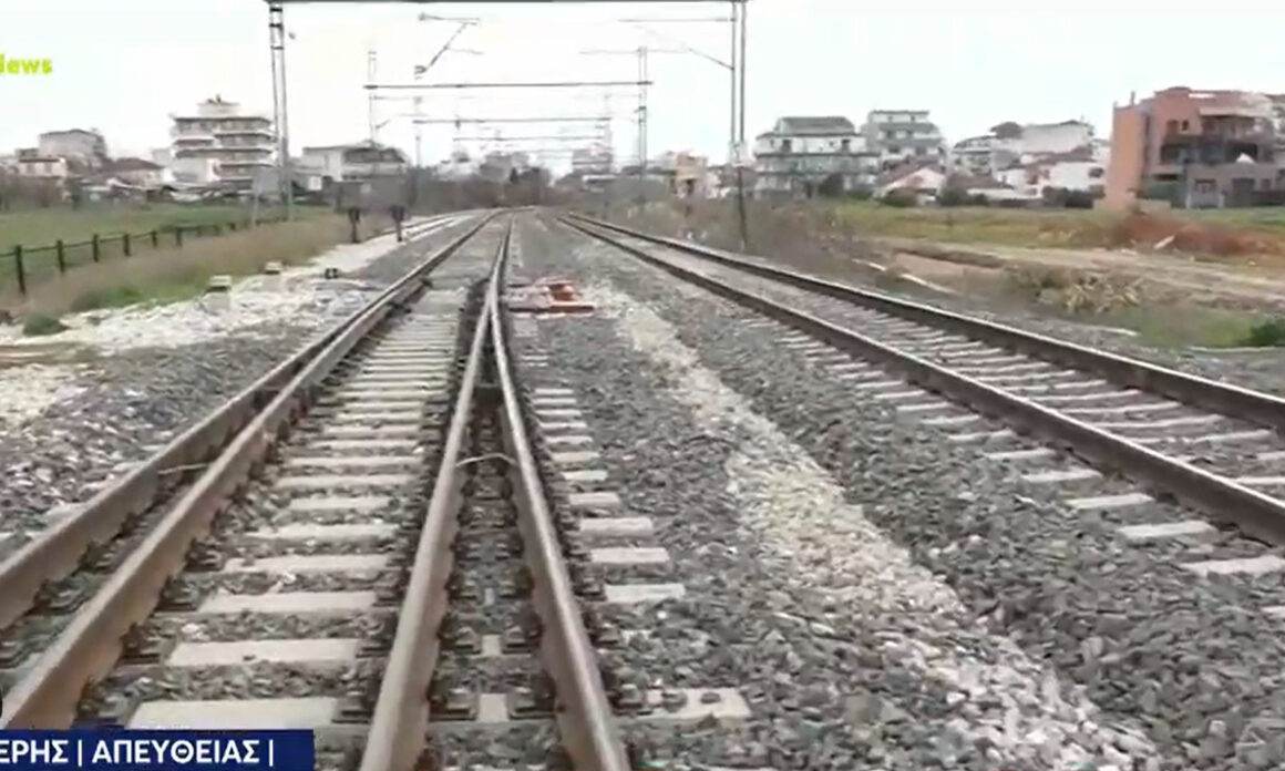 Τέμπη: Το Live News στο σημείο όπου τα δύο τρένα μπήκαν στην ίδια τροχιά – Το λάθος στο «κλειδί» στο Καραγάτσι που έφερε την τραγωδία