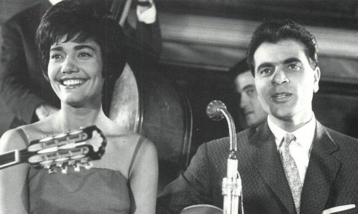 Μαρινέλλα – Στέλιος Καζαντζίδης: Το σπάνιο φωτογραφικό ντοκουμέντο από τον γάμο τους