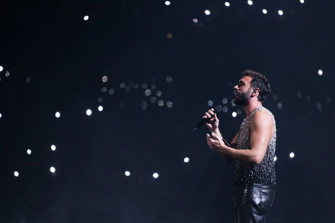 Eurovision 2023 – Tελικός: «Έλιωσε» η Μελιτά για τον Ιταλό Marco με το λαμπερό Versace γιλέκο και μαζί της το Twitter