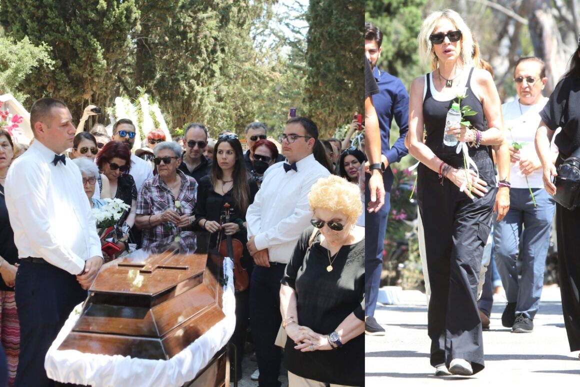 Με μουσική η κηδεία της Γιώτας Γιάννα: Με λευκό τριαντάφυλλο στα χέρια η Άννα Βίσση