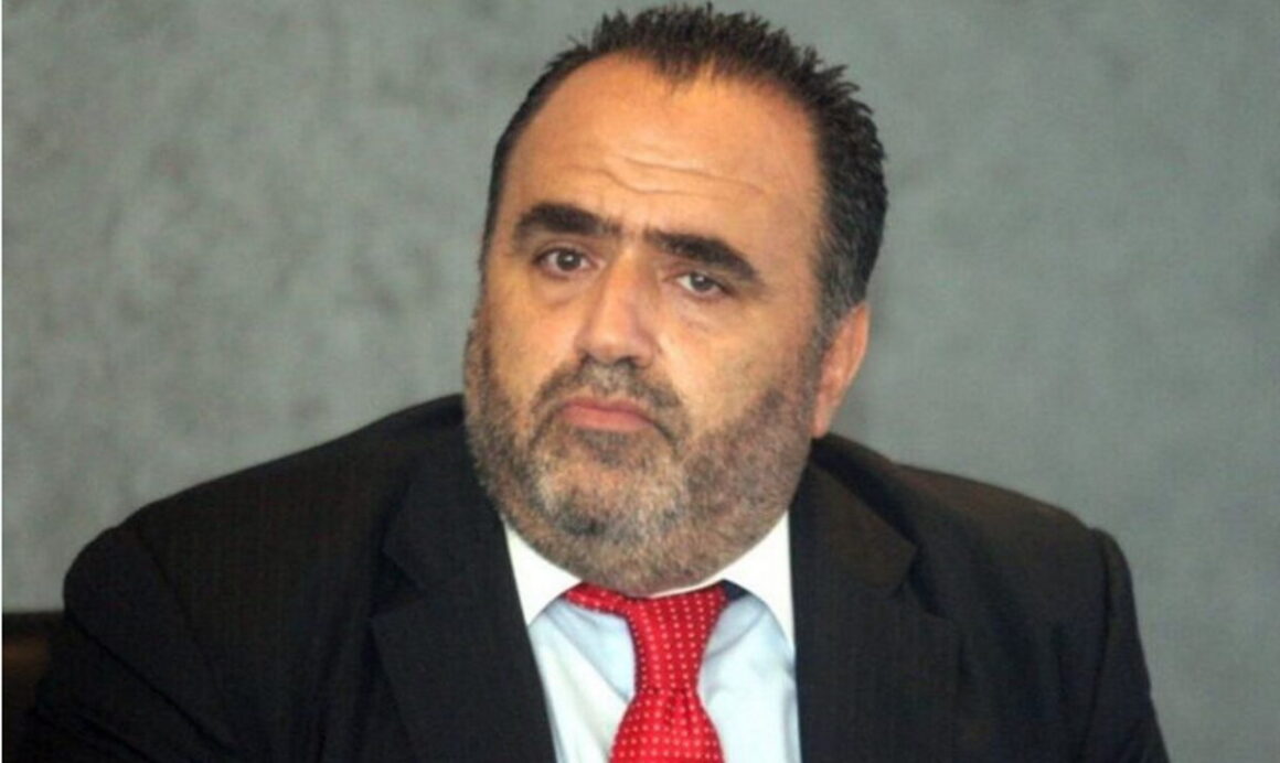Μανώλης Σφακιανάκης: Η απάτη που γίνεται με «βιτρίνα» την Interpol – Τι πρέπει να κάνετε;
