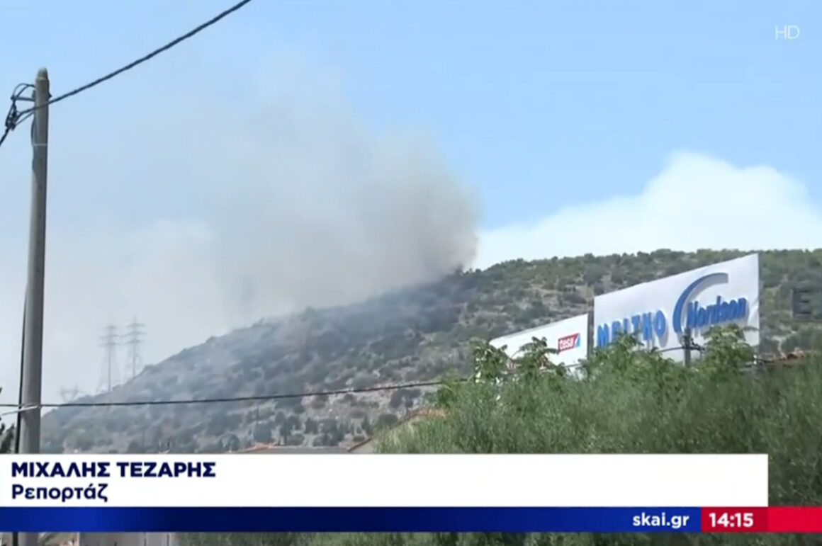 Live update – Δαφνί: Ξέσπασε δεύτερη φωτιά – Επιχειρούν τρία ελικόπτερα