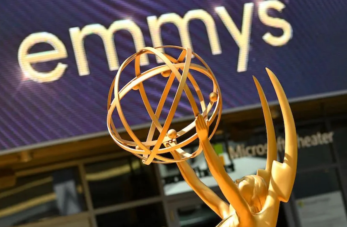 Βραβεία Emmy: Αναβάλλεται η τελετή απονομής λόγω της απεργίας στο Χόλιγουντ