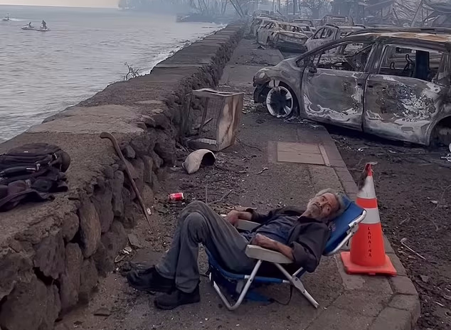 Μάουι, Χαβάη: Εικόνες αποκάλυψης από τις φωτιές – Πέφτουν στη θάλασσα για να σωθούν