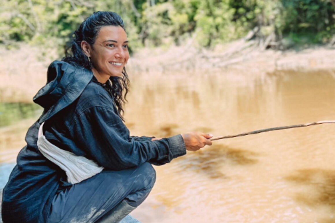Ευγενία Σαμαρά: Ψάρεψε πιράνχας στον Αμαζόνιο