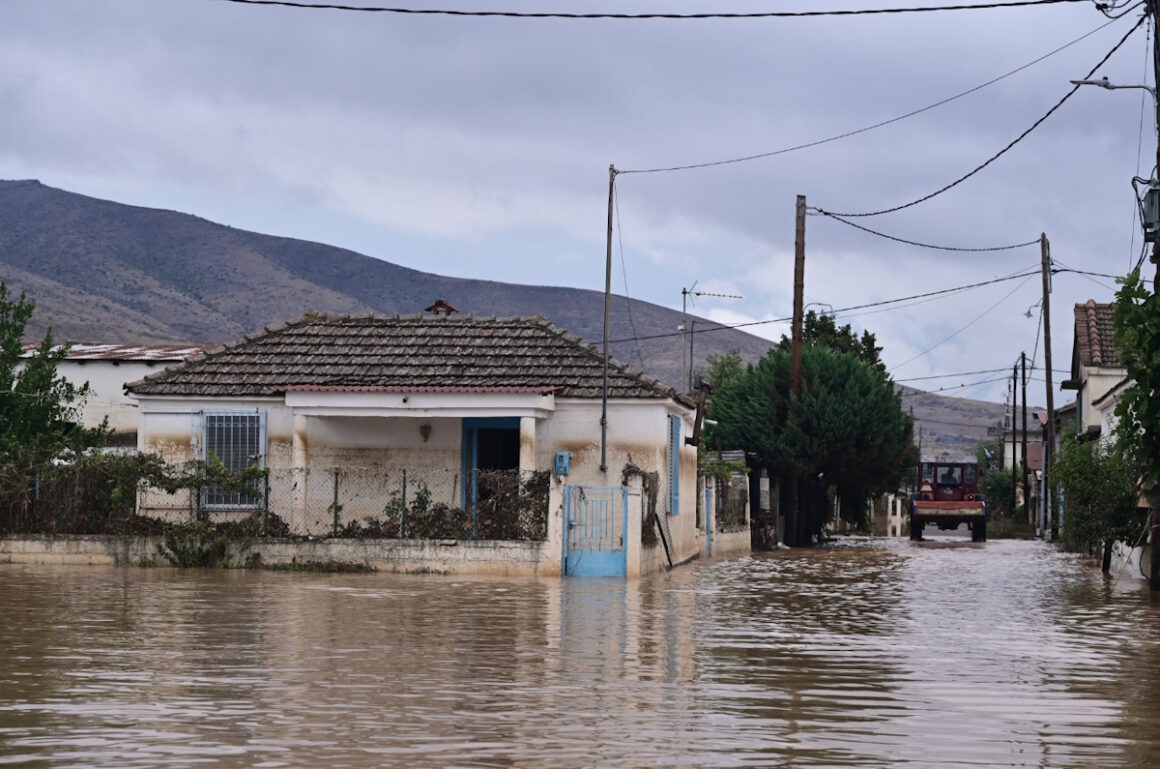 Κακοκαιρία Daniel: Στους 12 οι νεκροί από τις πλημμύρες