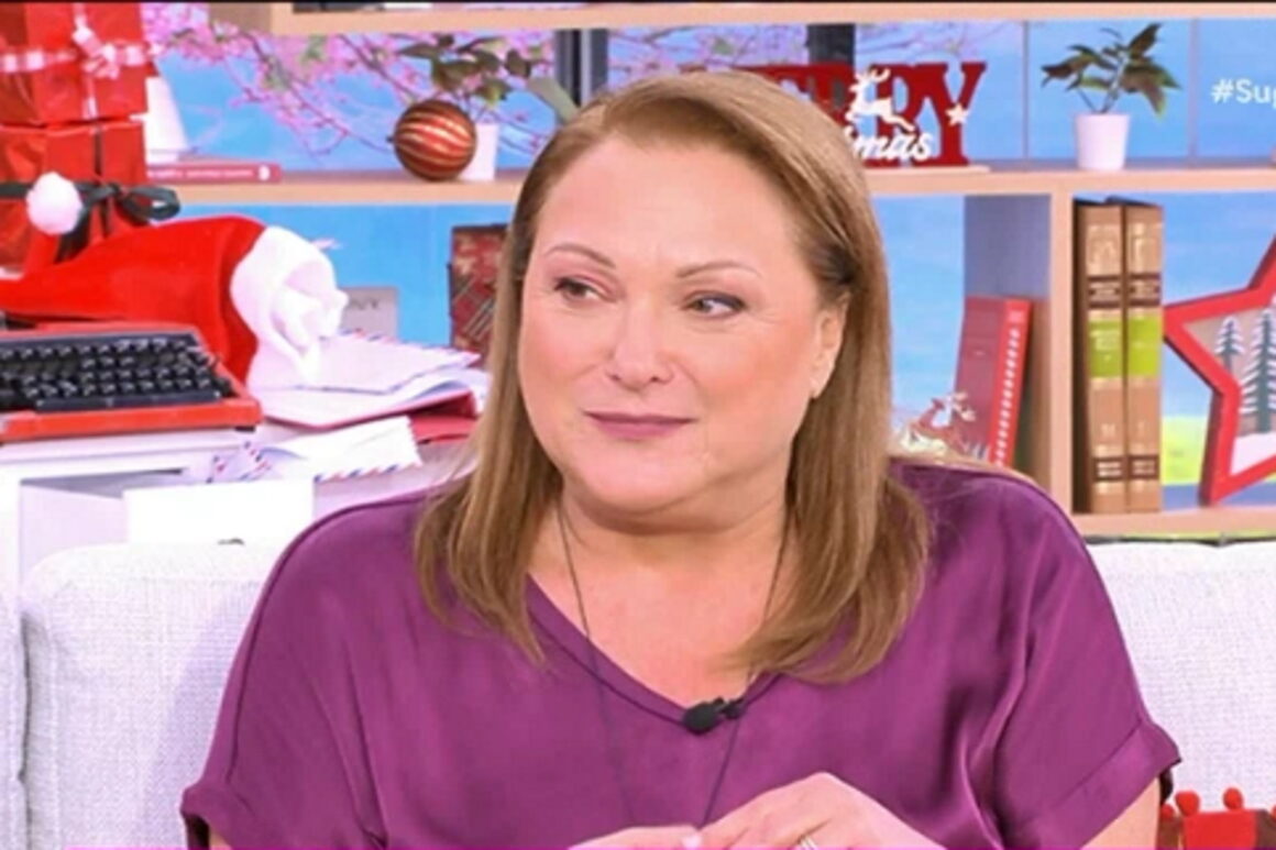 Ρένια Λουιζίδου: «Έχουν τη γυναίκα με εμμηνόπαυση σαν προϊόν που έληξε στο σούπερ μάρκετ»