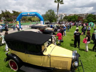 Alimos Classic Car Sunday: Επιστρέφει ξανά τον Μάιο για τους λάτρεις των παλιών αυτοκινήτων!